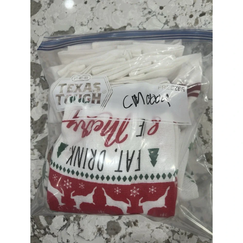 LOT of 6 Christmas Holiday Tea Hand Towels Woodland Snowman Red‎ Truck Joy Merry